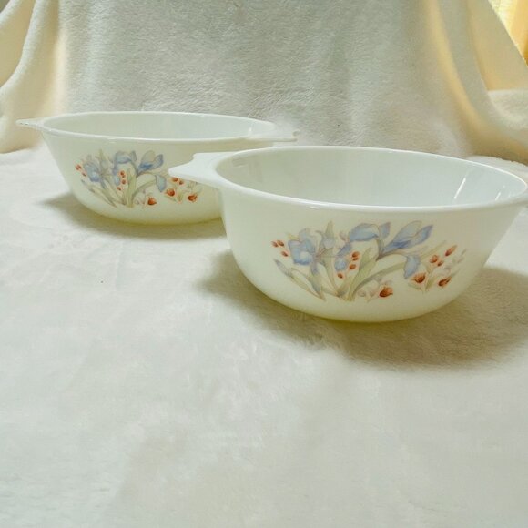 English Pyrex Blue Iris Floral Casserole Dishes 1 Qt & 1.5Qt NO LIDS - Picture 1 of 12
